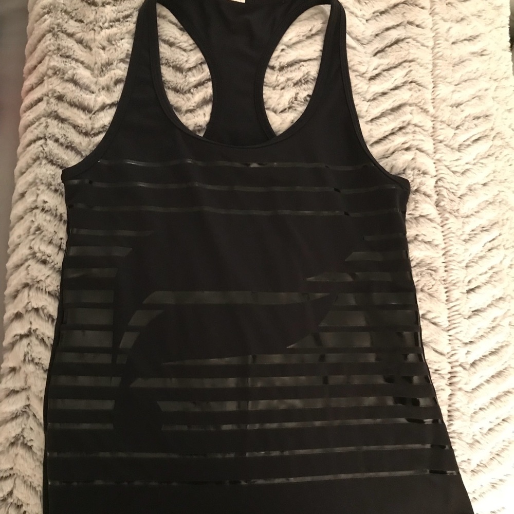 Fabletics Tank - Picture 3 of 4